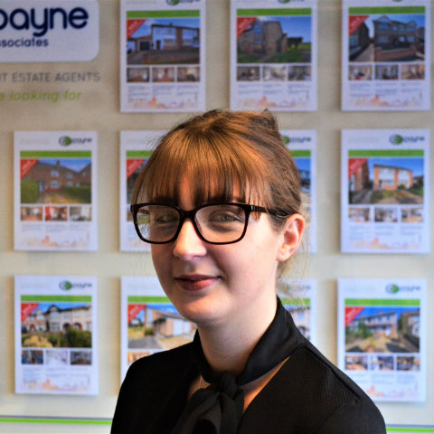 Leah Harris, Sales Negotiator